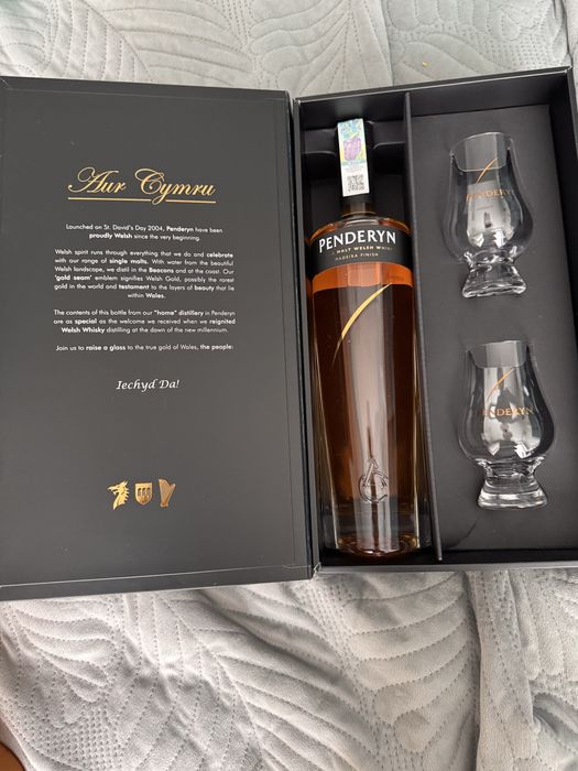подарунковий набір віскі Penderyn Madeira Finish (Уельс)
