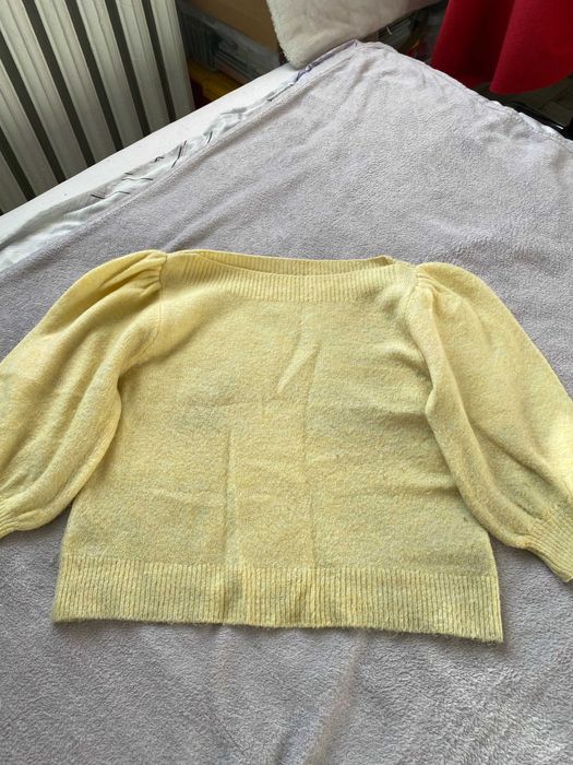 Miękki sweter Mango żółty bufiaste rękawy