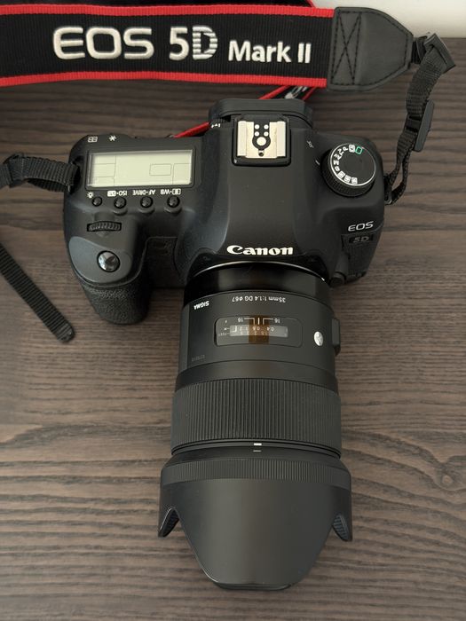 Canon EOS 5D Mark II + Sigma 35mm f/1.4 DG HSM Art