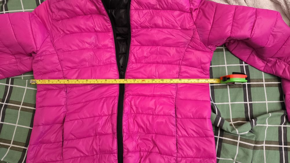 Куртка ветровка  .