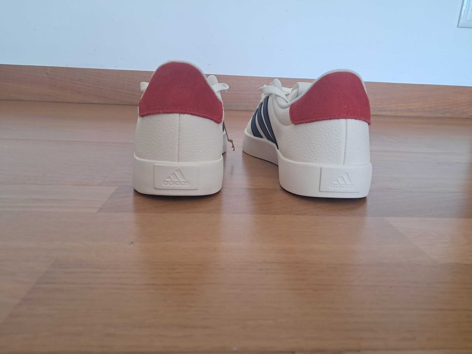 Sapatilhas Adidas VL Court 3.0 - Tam 40 2/3 - NOVAS