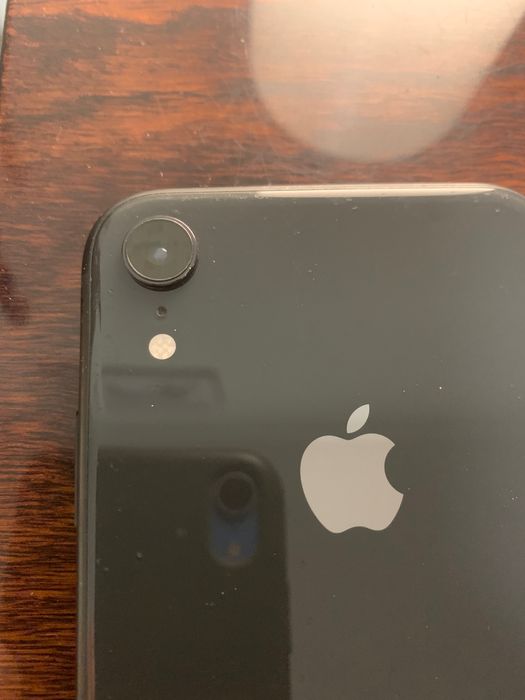 iPhone XR com uso