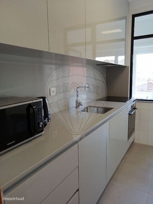 Apartamento T1 para arrendamento