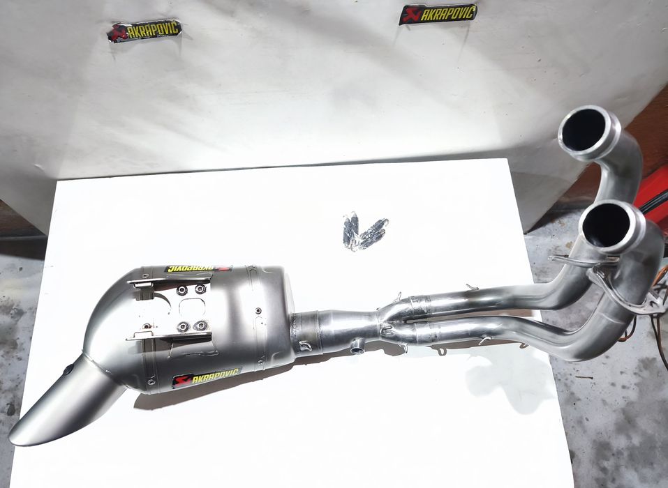 Ackrapovic  Titanium Yamaha MT 07 / Tracer 700 /XSR  (OFERTA DO ENVIO)