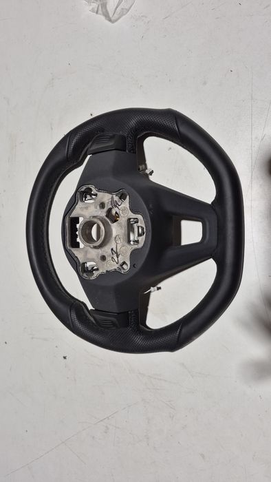 Kierownica VW Golf VIII 8 31300.54
