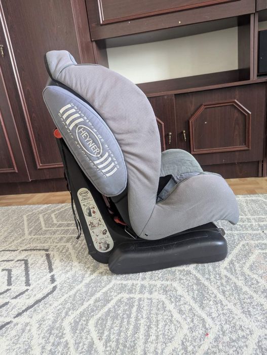 Автокрісло Heyner 9-18кг без ISOFIX