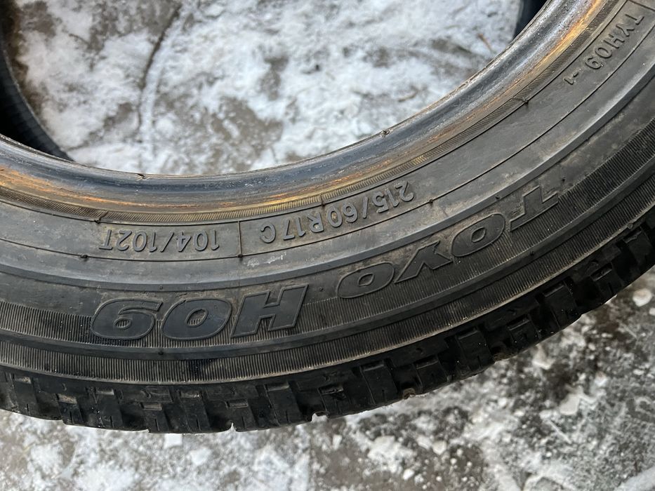 Резина зима вантажна 215/60 R 17 C  TOYO !!6,5-7,4 мм!!2019!! ЗНИЖКА