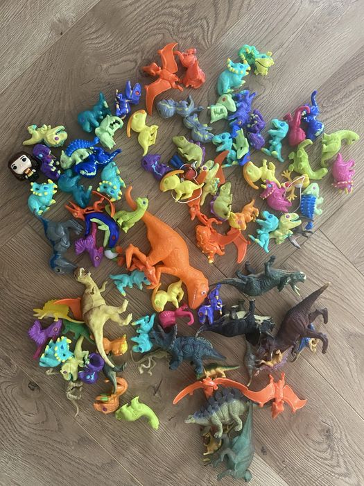 Zabawki dinozaury