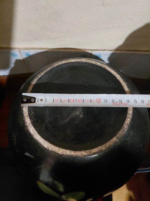 Jarra antiga para flores em bom estado geral 10€