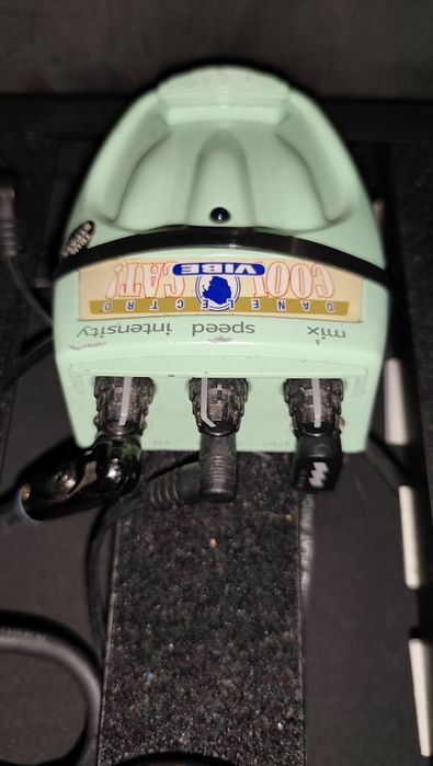 Danelectro Cool Cat Vibe (com Mod)
