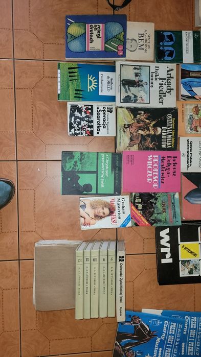 Ksiazki literatura mieszana