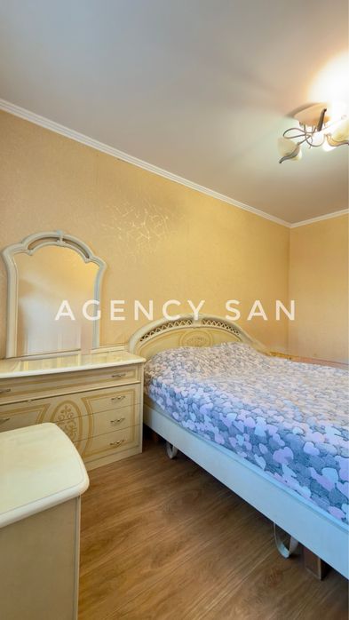 Продаж 3 квартири вул. Харківська