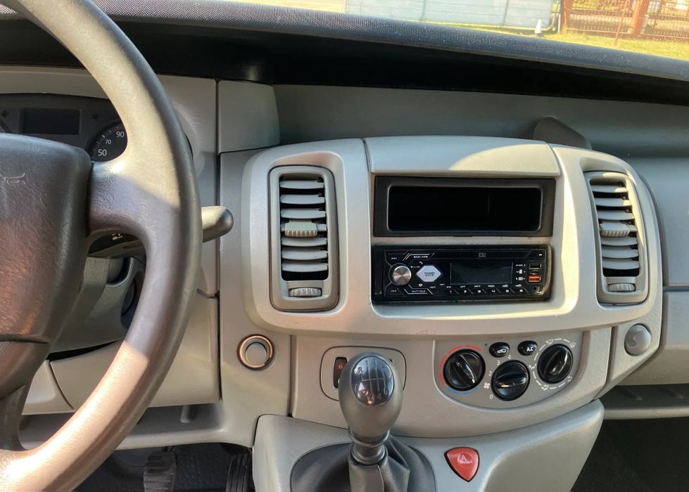Продам Renault Trafic 2.0 TDI