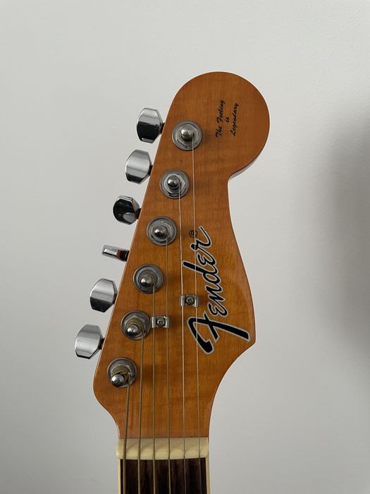 Gitara Fender la brea elektroakustyczna