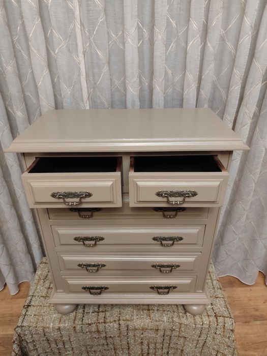 Camiseiro restaurado, único e original