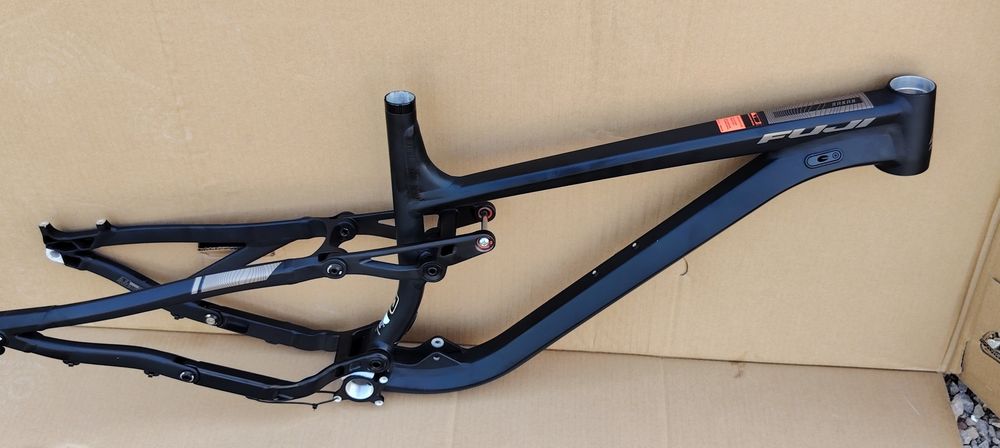 Rama Full MTB FUJI RAKAN LT 29" roz. M 17,5" skok 150mm Enduro Trail AM