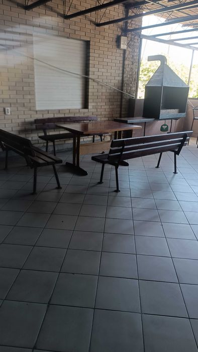 Будинок , центр  , р-н ЧНУ., для відпочинку  та  свят