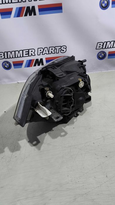 Farol BMW serie 1 (E81/E82/E87/E88) Pré-LCI Esquerdo  6924.487