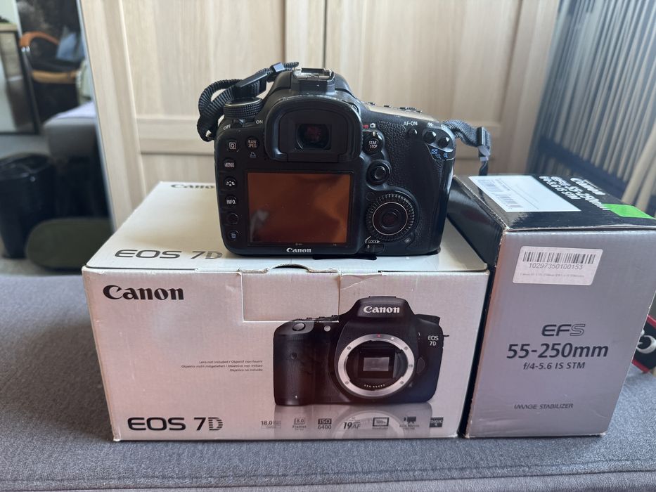 Aparat Fotograficzny Canon