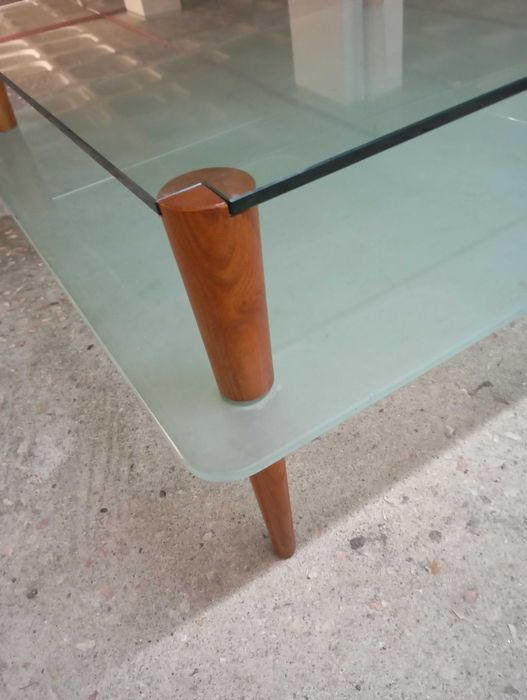 mesa de vidro de sala de estar
