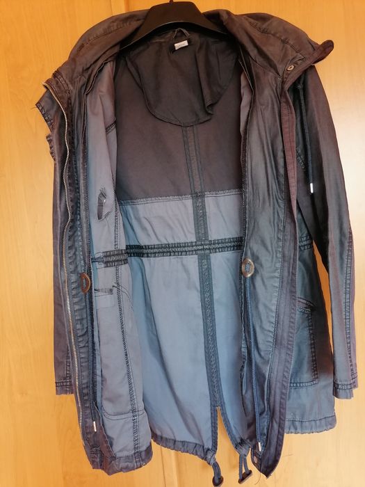 Plaszcz f&f  wiosenno-jesienny. Rozmiar 6.