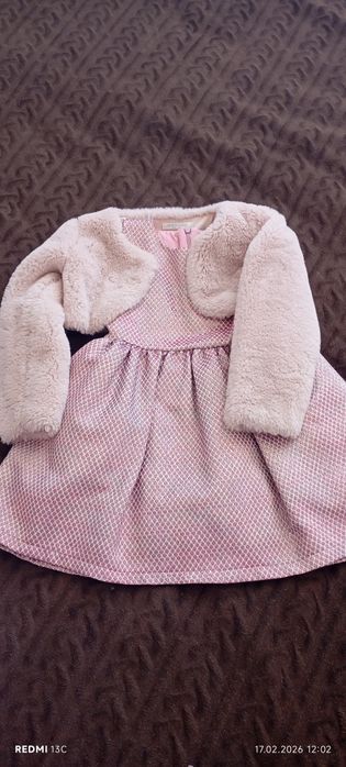 Сукні для дівчинки.