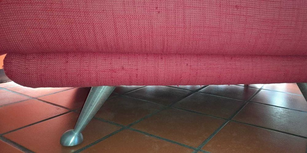 Sofá vermelho chaise longue