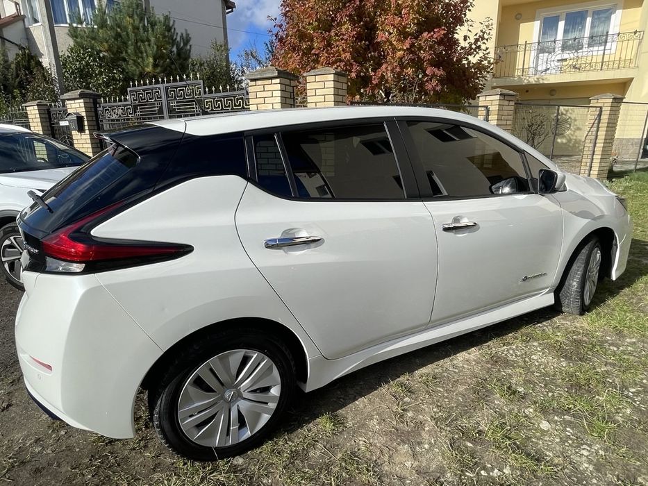 Nisan leaf 2018 40 KwH