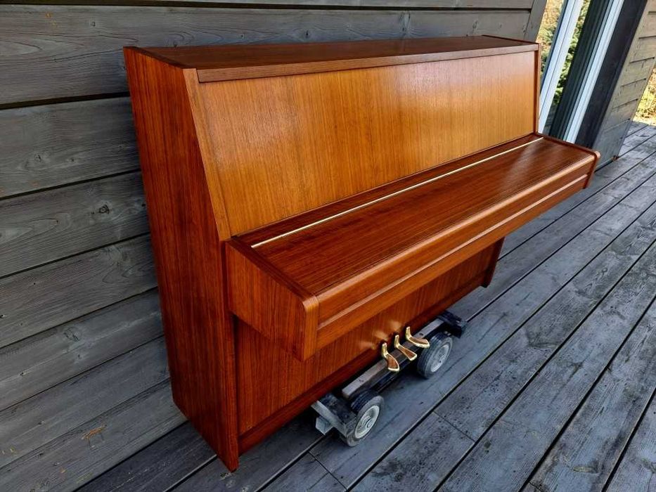Pianino YAMAHA 104cm 1979r BRĄZOWY PÓŁMAT moderator