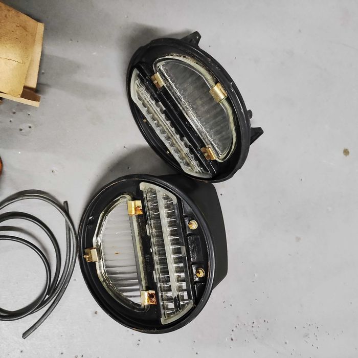 світломаскування на фари і стопи авто ГАЗ 69 ГАЗ УАЗ ЗІЛ новий ссср