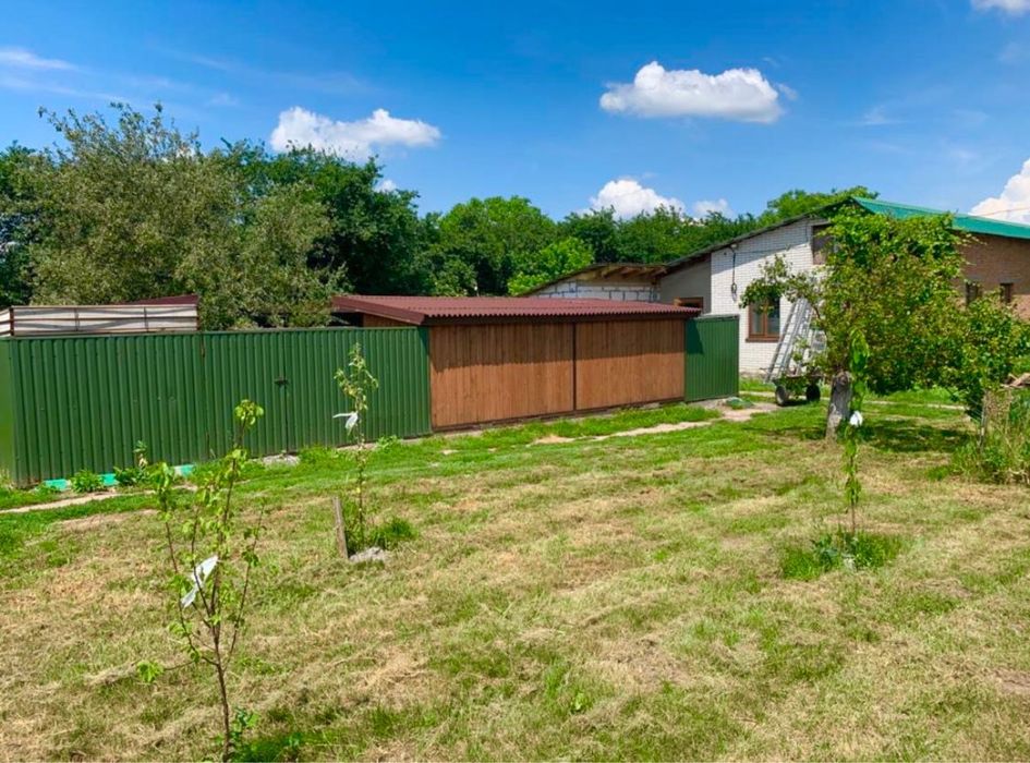 Будинок 160м2,ділянка 50сот. 20хв від Києва.Великий гараж.