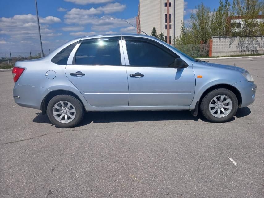 Продам Лада Гранта.