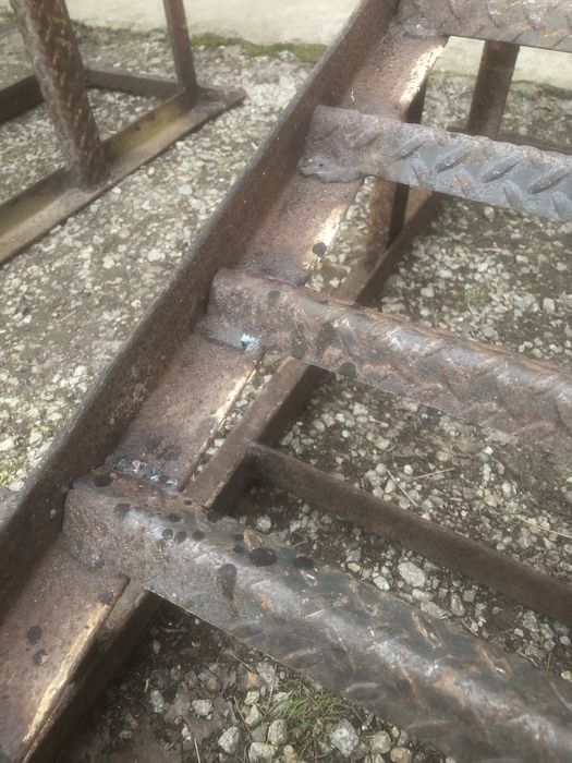 Автомобільна естакада.