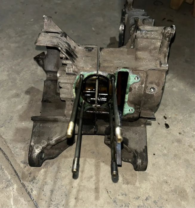 Двигун хонда діо 62 по кускам