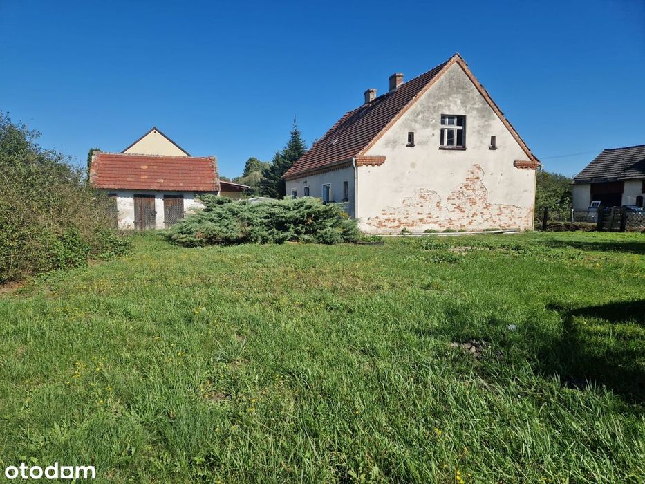 Dobrodzień, uroczy dom pod lasem