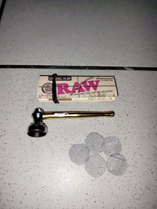 Bibułki RAW z filterkami,metalowa lufka ATOMIC+5x sitka,lufka papieros