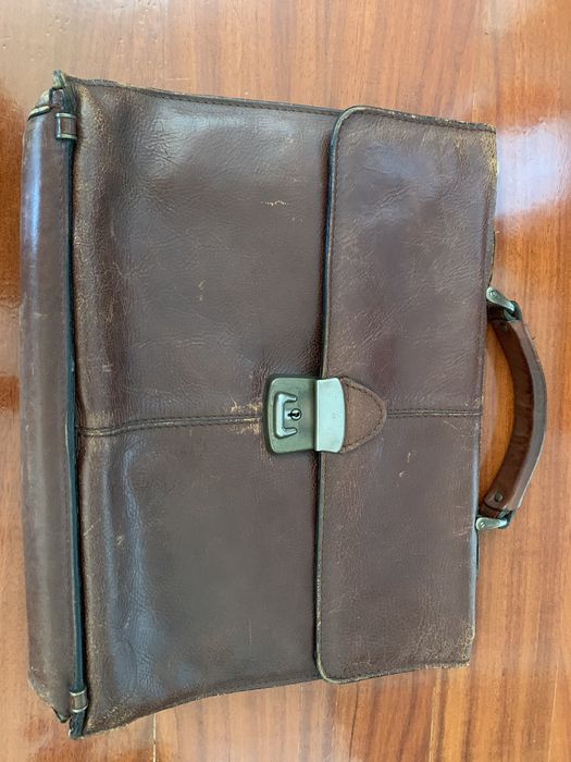 Pasta executivo em pele