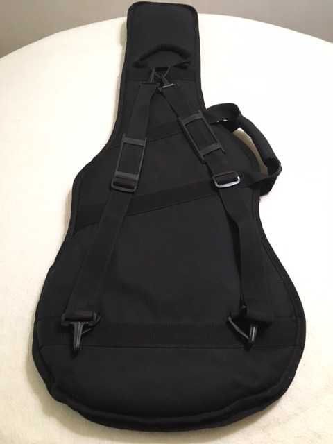 Estojo para guitarra eléctrica Shecter em estado novo