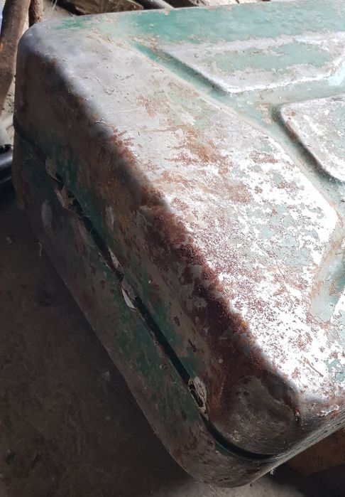 Канистры под бензин, солярку