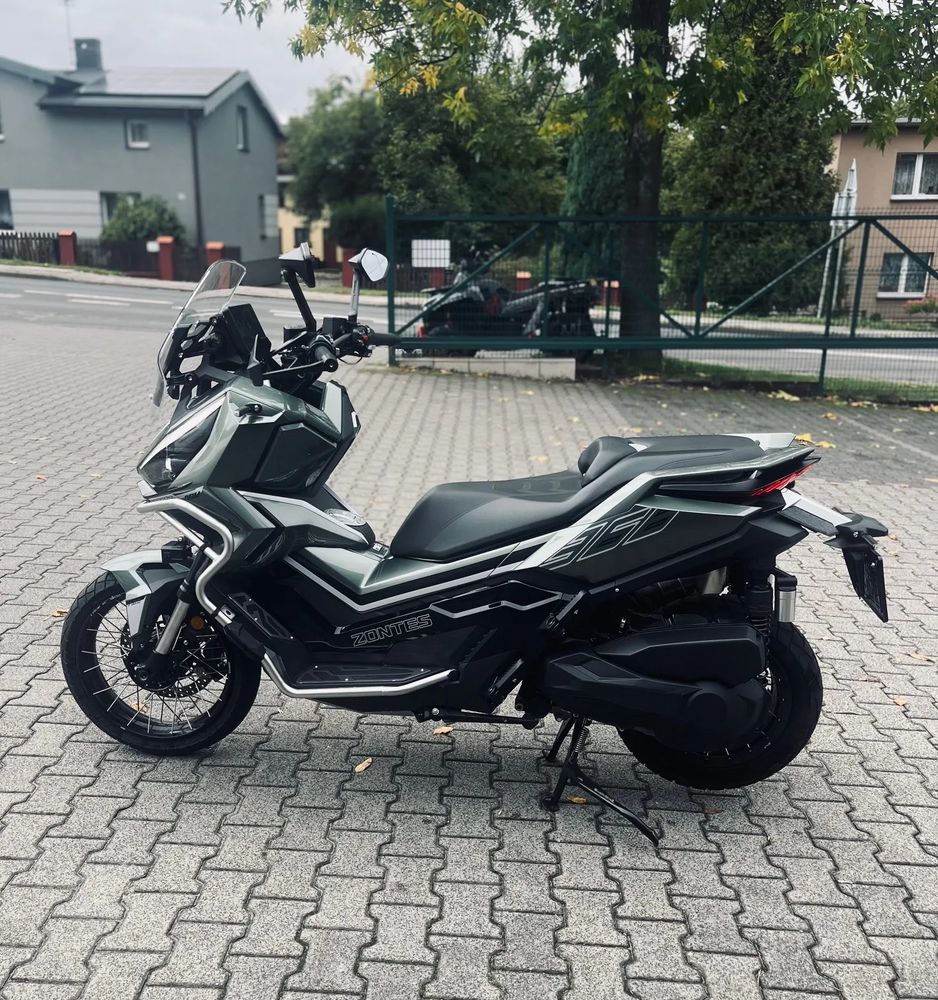alt