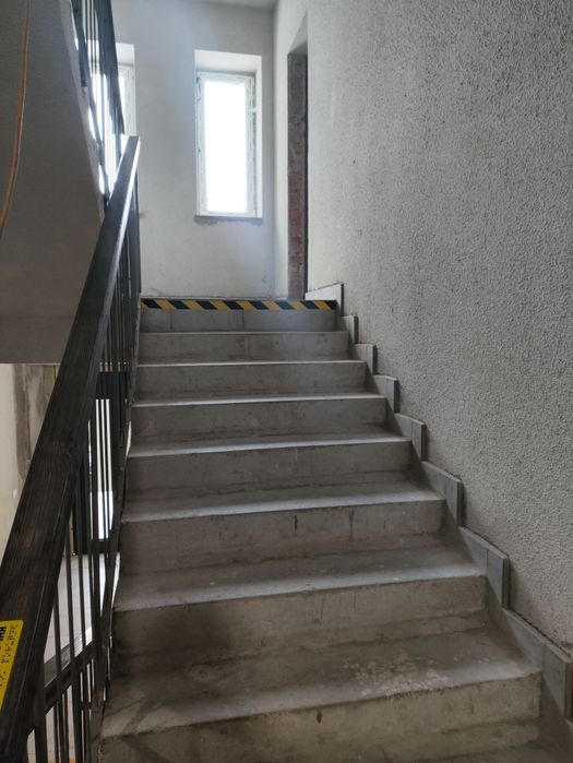 Новобудова 1 кім