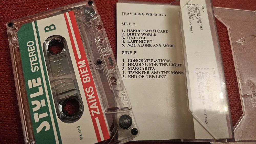 BI Kaseta TRAVELING WILBURYS [Style] magnetofonowa
