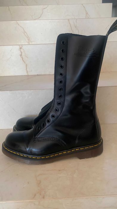 dr martens uk - купити чоловіче взуття - Ціна на OLX.ua