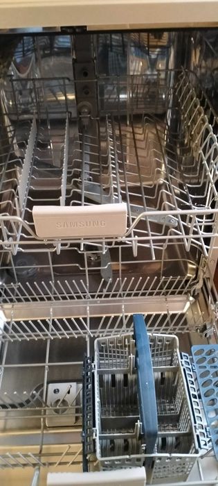 Máquina de lavar Loiça Samsung (como Nova)