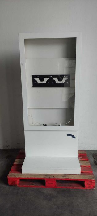Mupi Elétrico para publicidade exterior