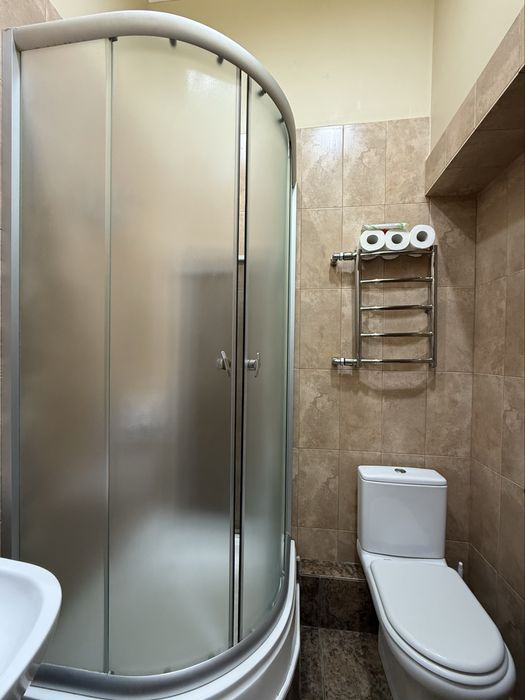 Без% аренда офис помещение 82 м2 центр Печерск Бассейная