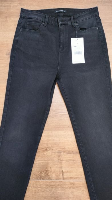 Nowe spodnie damskie Greenpoint rozmiar 38