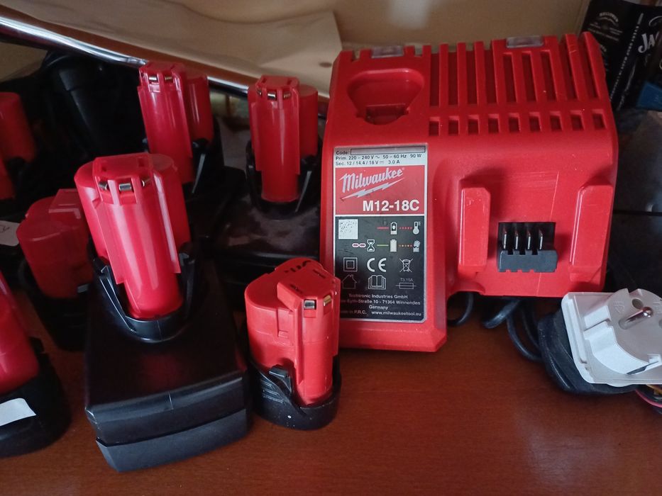 Батарея Milwaukee M12 10Аh 5Ah