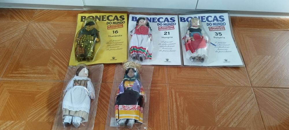 Bonecas do Mundo (duas 5€)