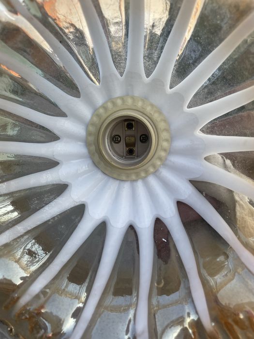 Люстра на один плафон